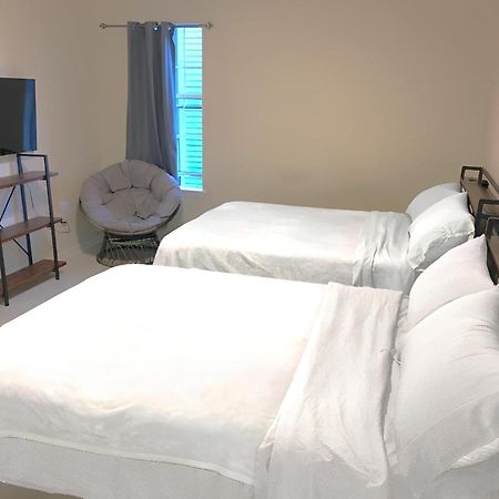 Bright And Cozy 1-Br Condo, Wifi Вілмінгтон Екстер'єр фото