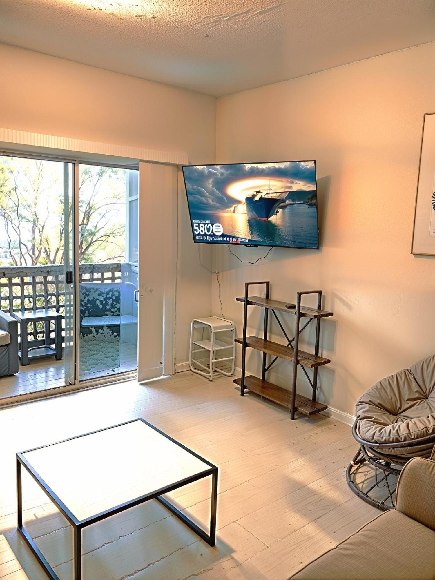Bright And Cozy 1-Br Condo, Wifi Вілмінгтон Екстер'єр фото